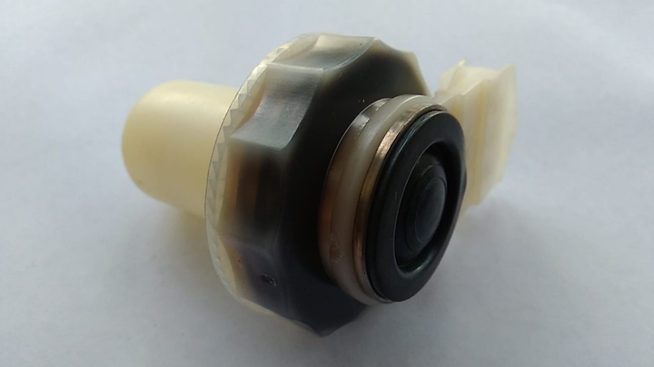 Tapa e indicador de nivel bomba freno ford escort. 22mm 84/ac. - Imagen principal