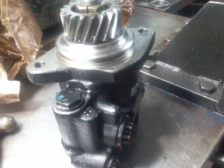 Bomba dir hid volvo b 58 - Imagen principal