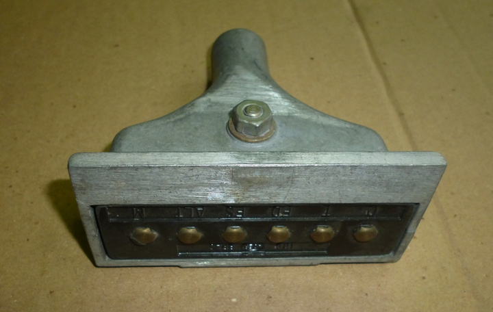 Enchufe electrico completo 6 puntas - Imagen principal