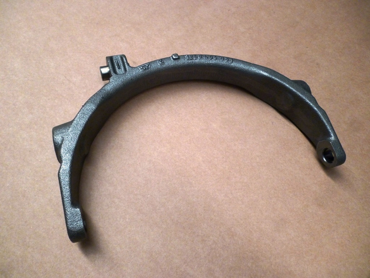 Horquilla caja cambios 1ra. y 2da. 6/80-6/90 - Imagen principal