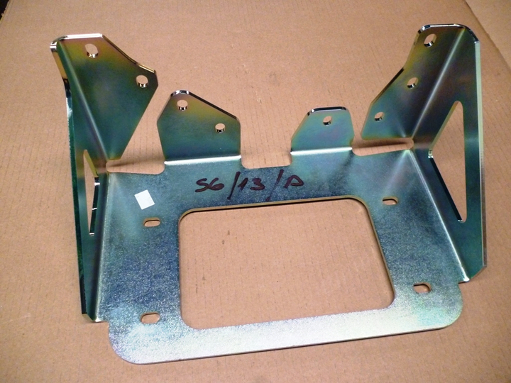 Soporte enfriador de aceite caja cambios aut. - Imagen principal