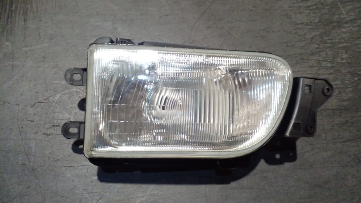 Semioptica izq. towner izq - Imagen principal