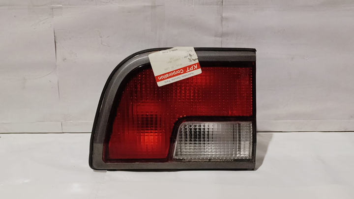 Faro trasero int. der - Imagen principal