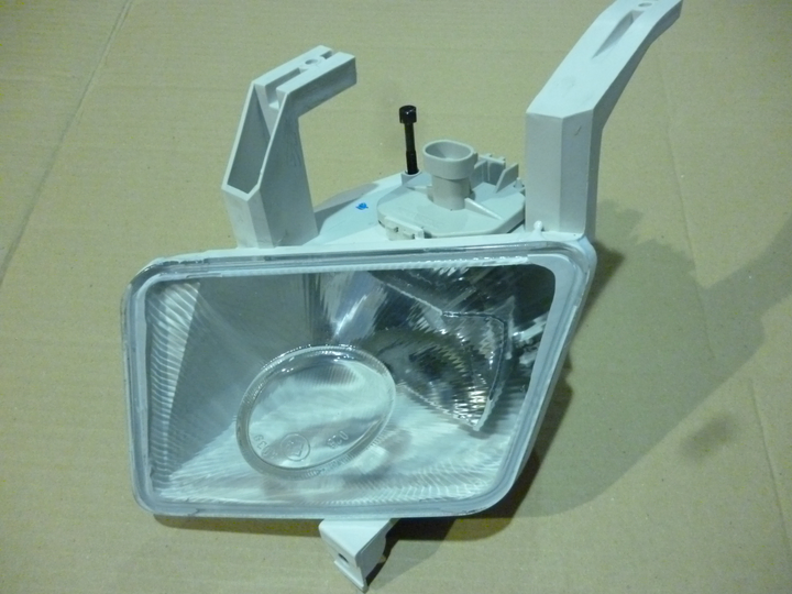 Faro aux/caminero p/golpe niebla cristal der - Imagen principal