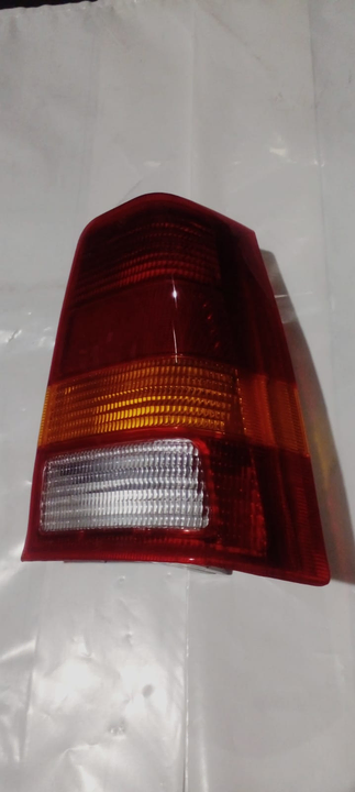 Faro trasero der - Imagen principal