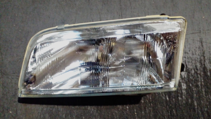 Semioptica d/parabola izq - Imagen principal