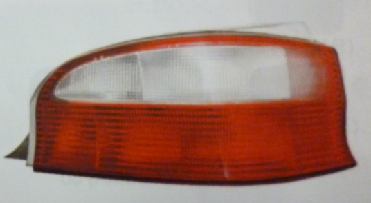 Faro trasero cristal rojo izq - Imagen principal