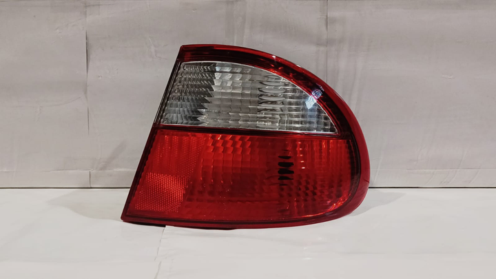 Faro trasero 4 ptas. der - Imagen principal