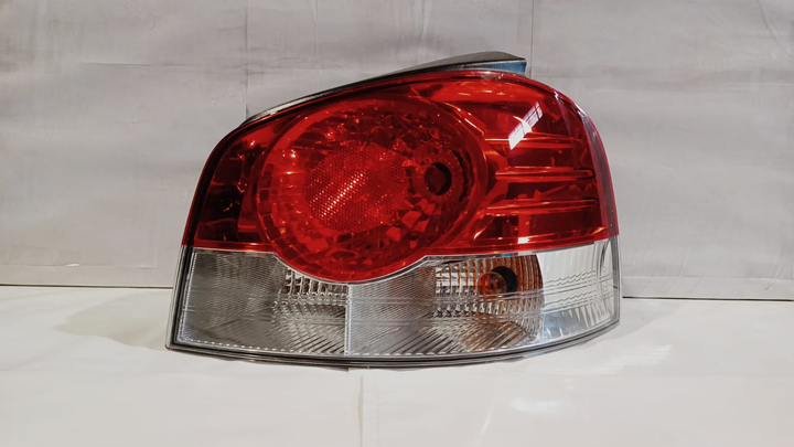 Faro trasero der - Imagen principal