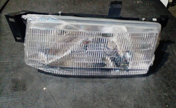 Semioptica izq - Imagen principal