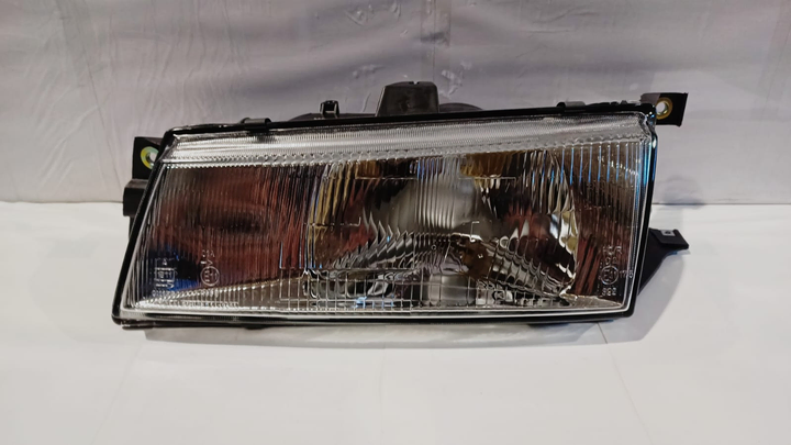 Semioptica izq - Imagen principal