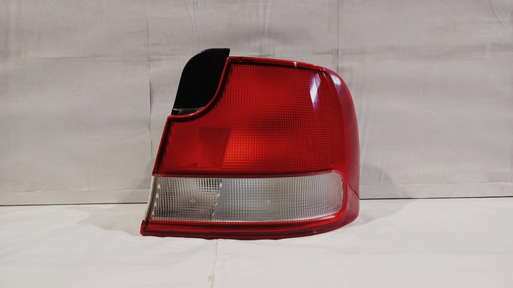 Faro trasero der - Imagen principal