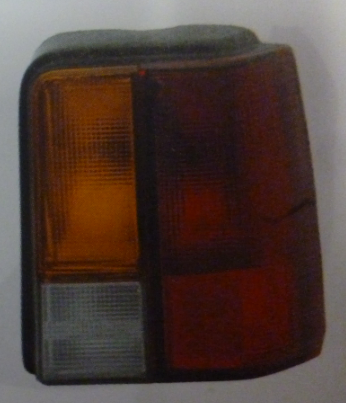 Faro trasero tricolor c liso der - Imagen principal