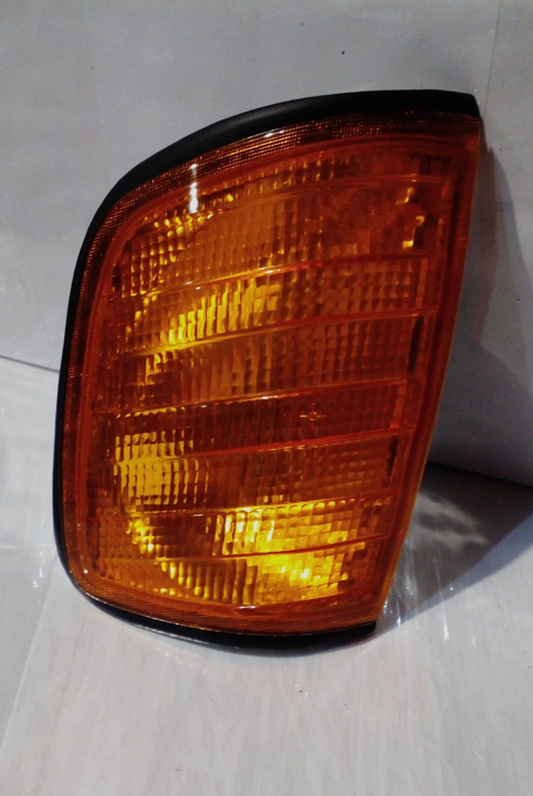 Señalero ambar izq - Vista 2