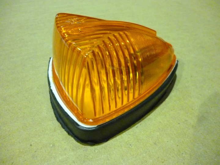 Faro techo cabina ambar triangular i/d - Imagen principal