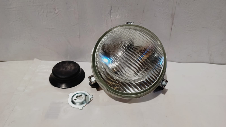 Semioptica h1 5 3/4" s/luz carcaza plastico i/d - Imagen principal