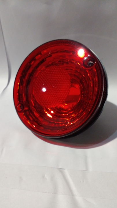 Faro trasero freno rojo redondo 125mm i/d - Imagen principal