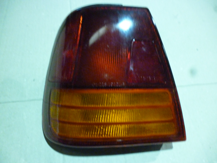 Faro trasero ambar rojo 4 ptas. izq - Imagen principal