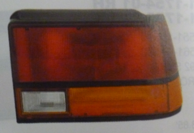 Faro trasero tricolor t/koito izq - Imagen principal