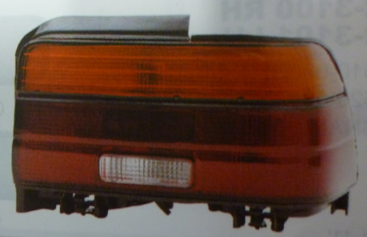 Faro trasero tricolor rayado izq - Imagen principal