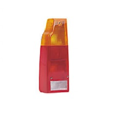 Faro trasero tricolor c/escalon c/p/lampara der - Imagen principal