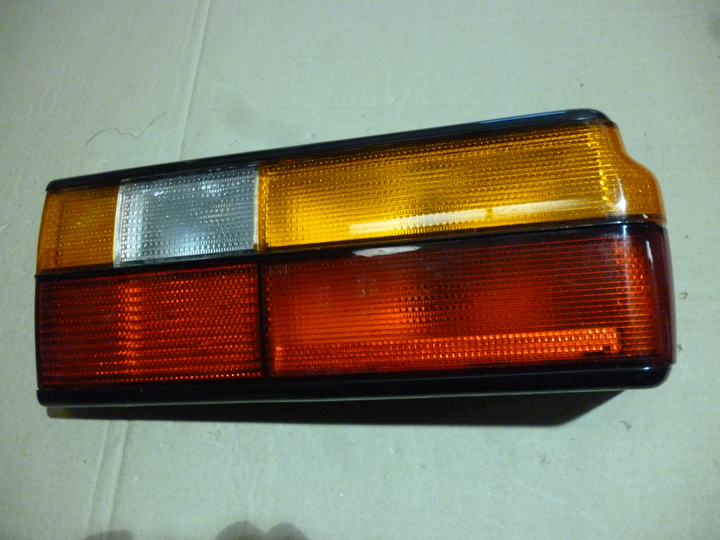 Faro trasero der - Imagen principal