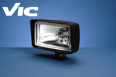 Faro aux/caminero rect 156.5x75 l/alcance c/visera i/d - Imagen principal