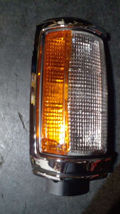 Señalero bicolor m/cromado der - Imagen principal