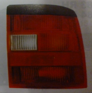 Faro trasero tricolor der - Imagen principal