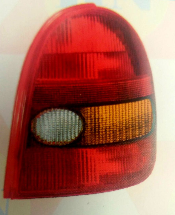 Faro trasero cristal 3 puertas izq - Imagen principal