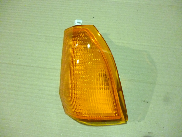 Señalero ambar acril. izq - Vista 2