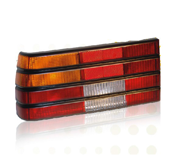 Faro trasero tricolor acril. m/negro der - Imagen principal