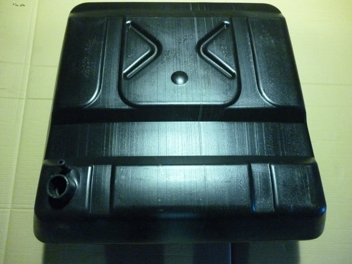 Tanque combustible plastico 88 lt f-1000 - Imagen principal