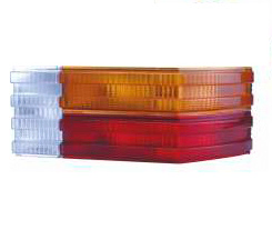 Faro trasero tricolor curvo acanalado izq - Imagen principal