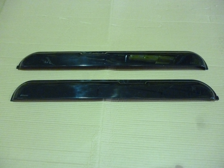 Gotero puerta (jgo) policarbonato azul vw - Imagen principal