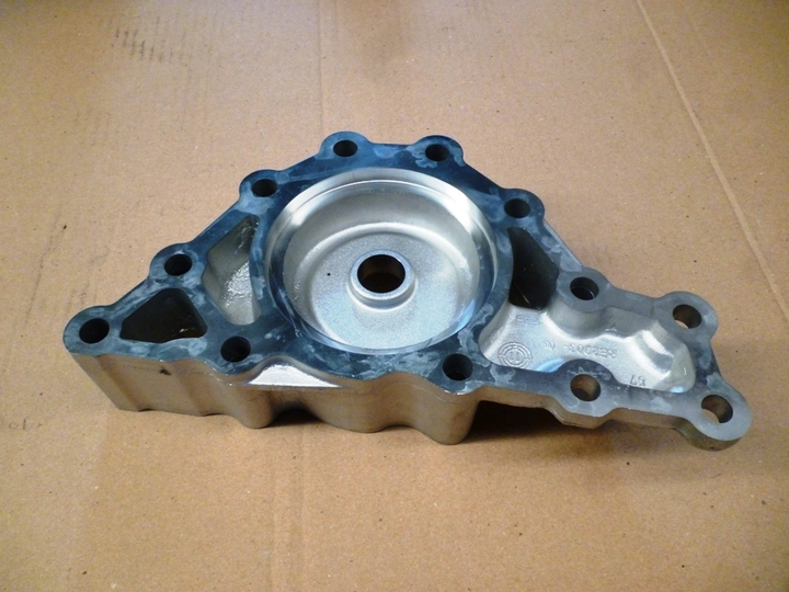 Carcaza caja cambios de bomba 16s-221 - Imagen principal