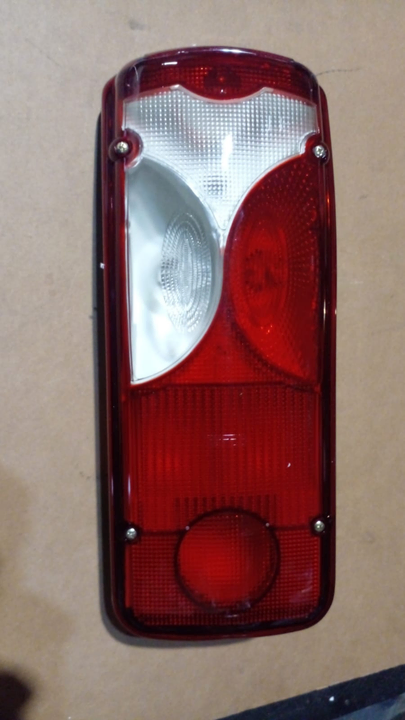 Faro trasero s/connect c/conexion original izq - Imagen principal