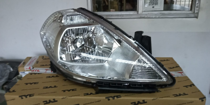 Semioptica con señalero c/lineas laterales der - Imagen principal