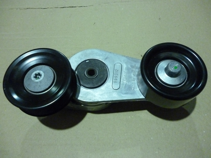 Polea tensora con caja direccion hidraulica s/aire acondicionado - Imagen principal