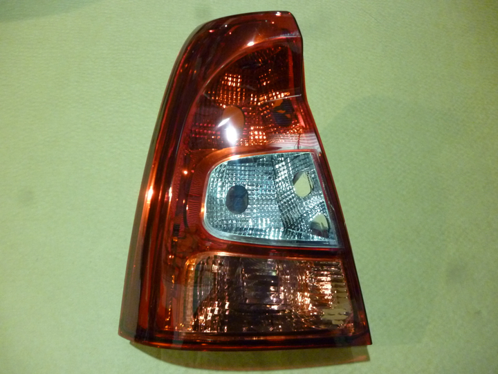 Faro traser izq - Imagen principal