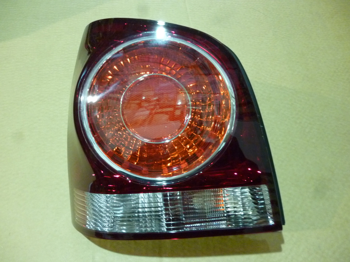 Faro trasero bicolor izq - Imagen principal