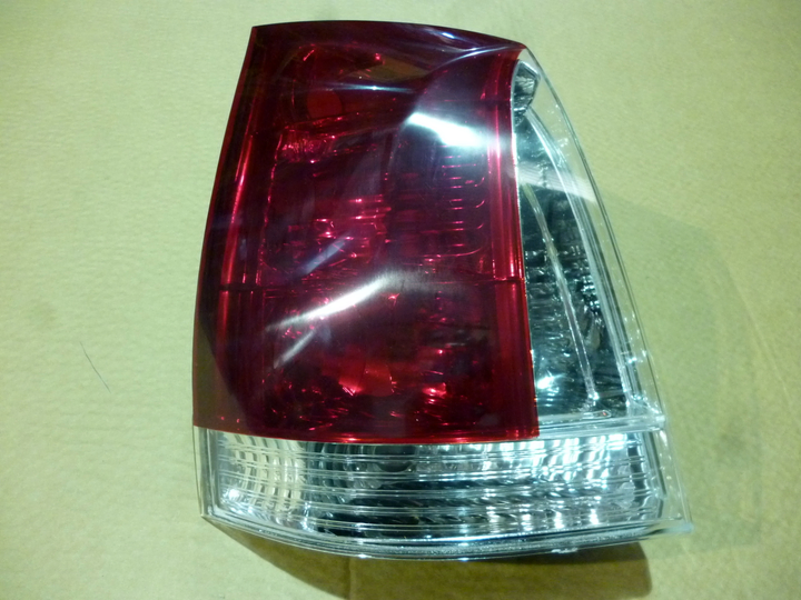 Faro trasero bicolor izq - Imagen principal