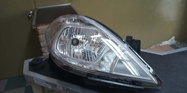 Semioptica manual con señalero cuadriculado der - Imagen principal