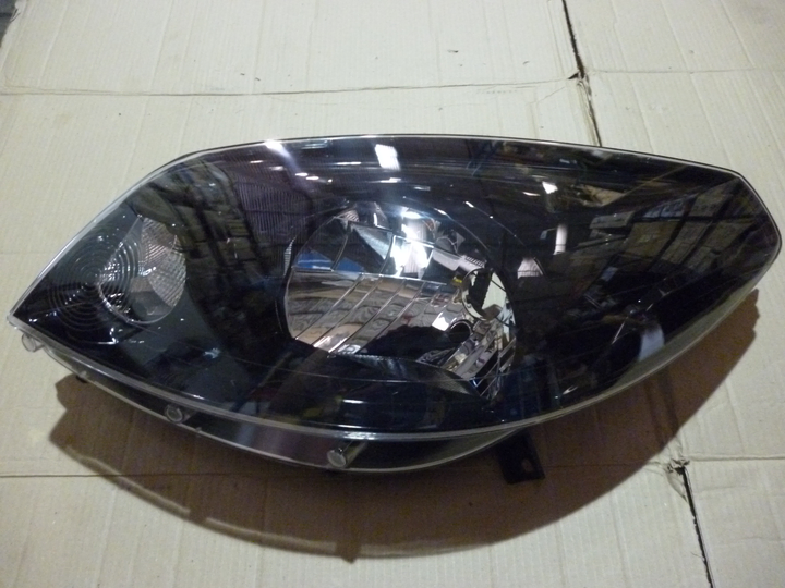 Semioptica negra izq - Imagen principal