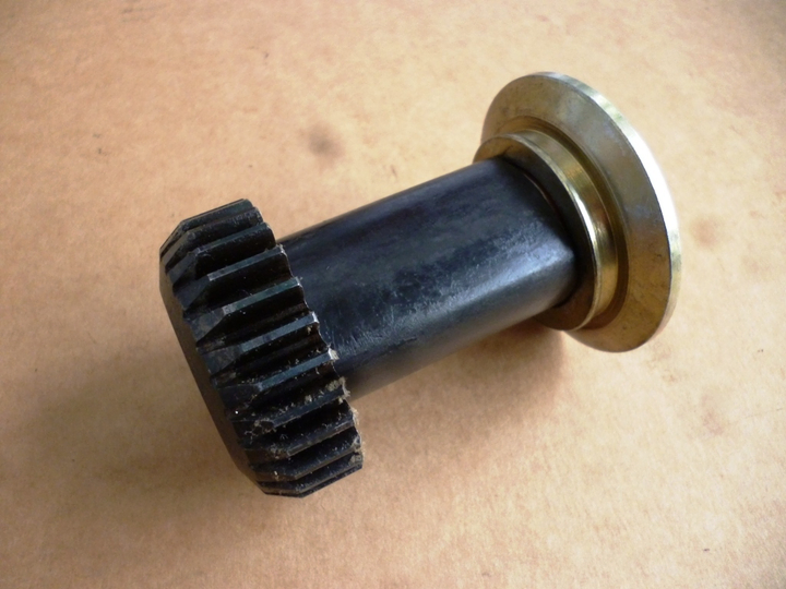 Piston con engranaje de ajuste mordaza meritor - Imagen principal