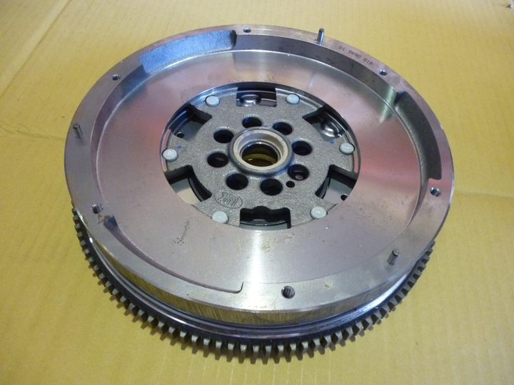 Volante bi masa - Imagen principal