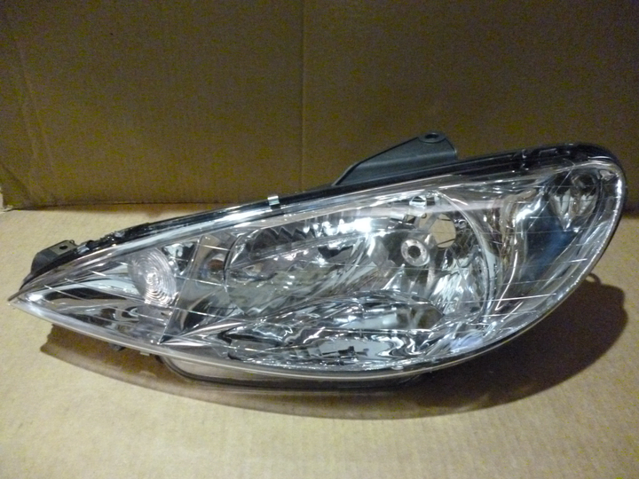 Semioptica izq - Imagen principal