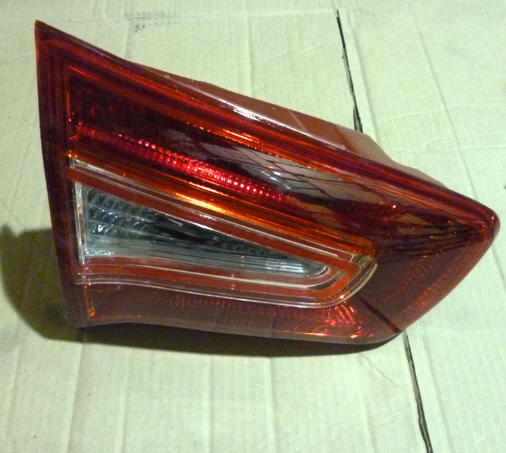 Faro trasero bicolor izq - Imagen principal