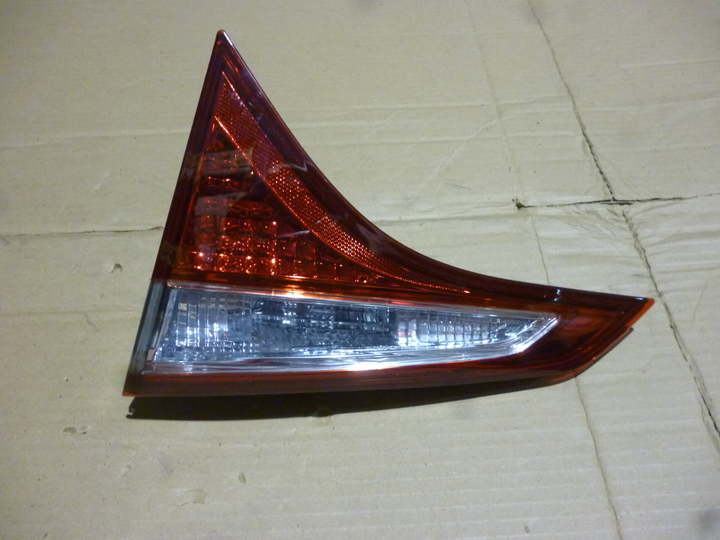 Faro trasero bicolor der - Imagen principal