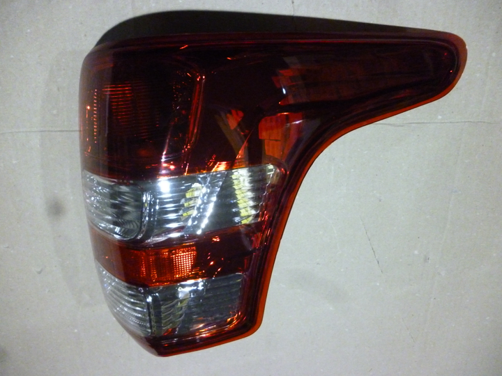 Faro trasero der - Imagen principal